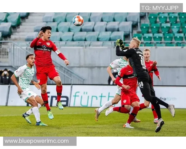 德甲激战尤文图斯逆转多特蒙德点球大战引爆全场激情