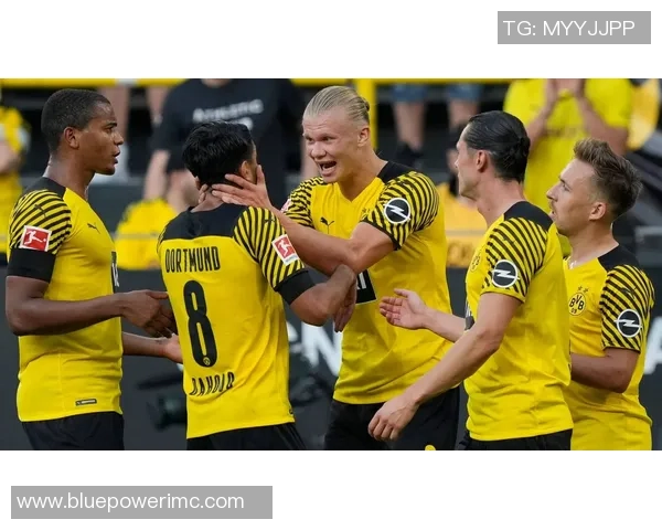 友谊赛精彩对决多特蒙德与莱比锡战成平局引发全场热议