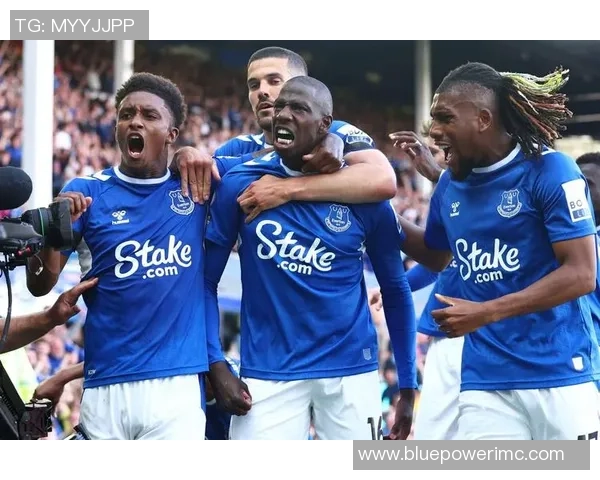 足总杯惊现红牌风波本菲卡强势击败切尔西3-0赛后点评引发热议