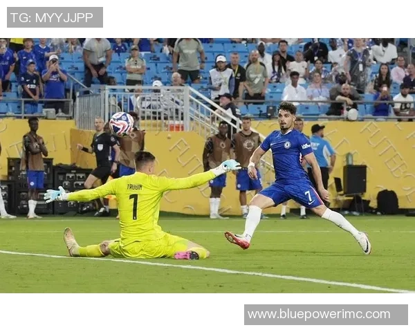 切尔西逆袭本菲卡5-1红牌争议引发全场热议与历史冷门