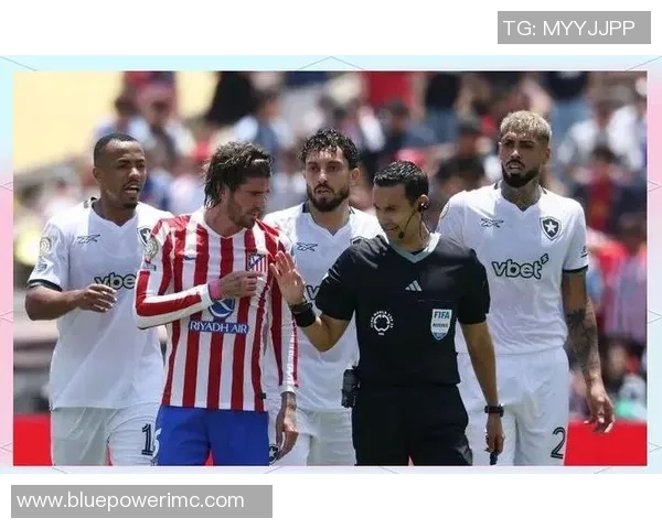 欧联杯曼城大胜马竞五球狂潮绝杀瞬间引发争议判罚全场沸腾